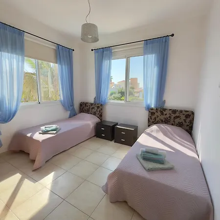 别墅 3 Bedroom With Pool 5 Minutes To The Center Of Paphos